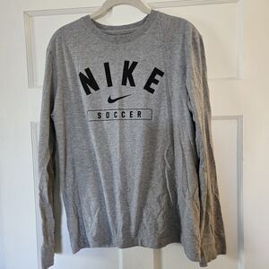 Nike Men's Gray Long-Sleeve Soccer Logo Sweater